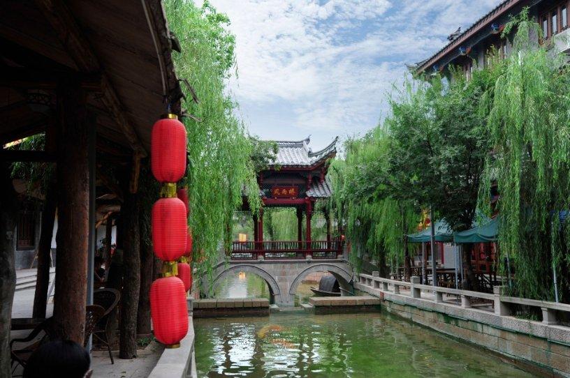 爸爸陪孩子一起吃饭有什么好处呢？游戏画面